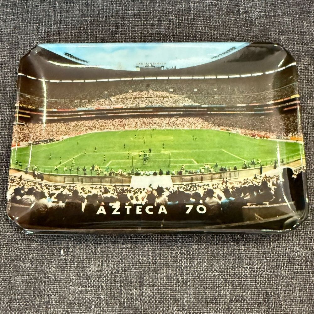 FIFA FOOTBALL WORLD CUP AZTECA 1970, PLASTIC ASHTRAY/ COIN PLATE Vintage